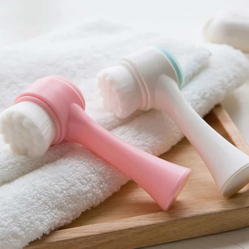 Facial Cleansing Brush